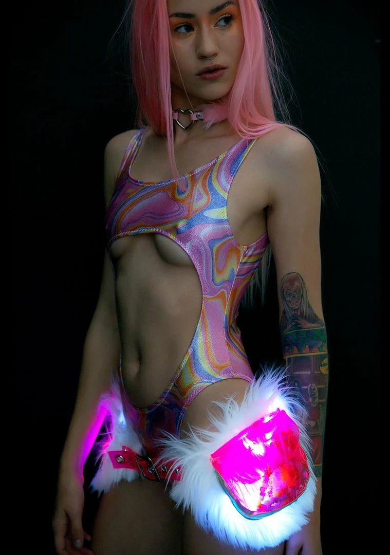 Coupon β J Valentine Bags & Wallets Berserk Luvv Light-Up Waist Pack π 3 J Valentine Bags & Wallets Berserk Luvv Light-Up Waist Pack