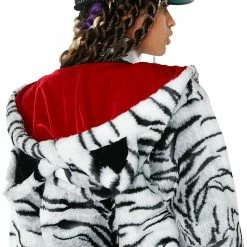 Flash Sale π J Valentine White Tiger Faux Fur Jacket βοΈ 10 J Valentine White Tiger Faux Fur Jacket